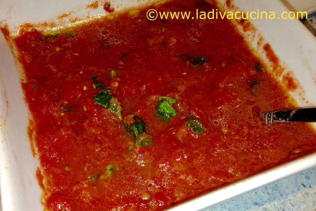 Italian American tomato ammoglio sauce